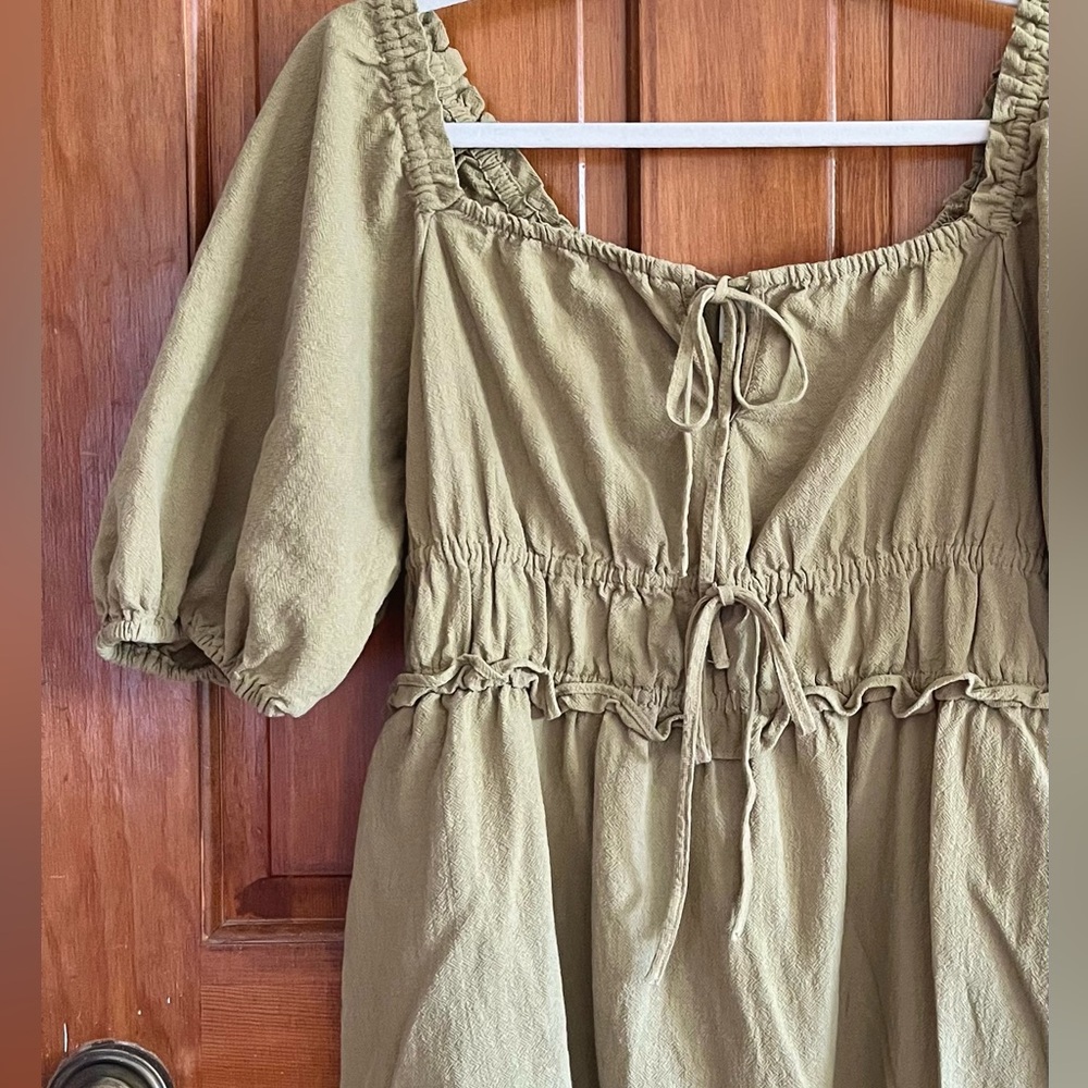 Universal Thread Sage Green Maxi Dress